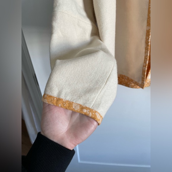 Handmade Wool Collared Jacket - Picture 5 of 8